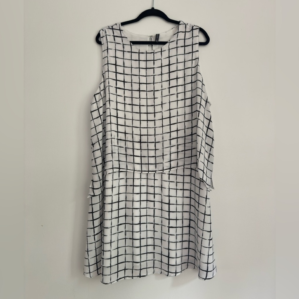 Massini Black and White A-Line Dress